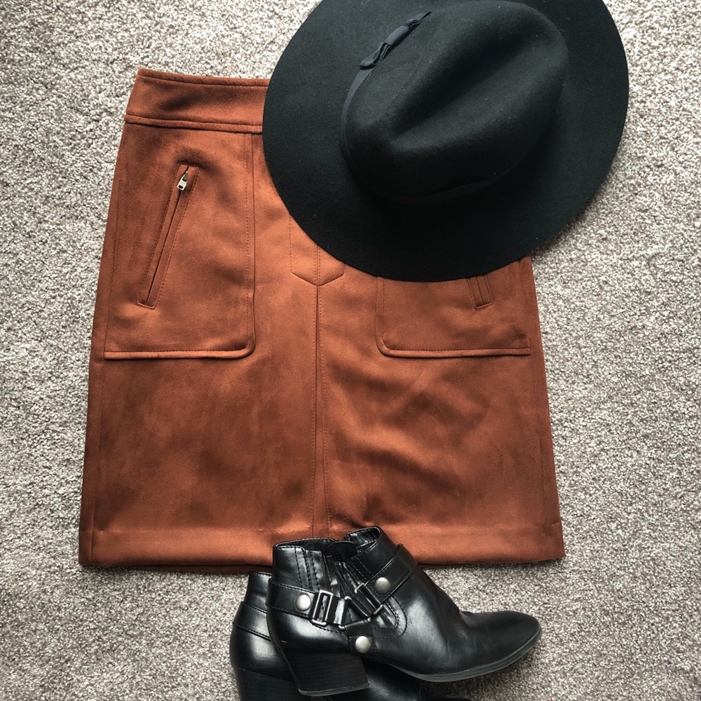 Suede skirt